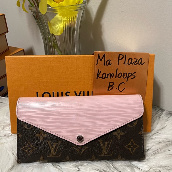 Louis Vuitton Handbags - Marie Lou Long Wallet